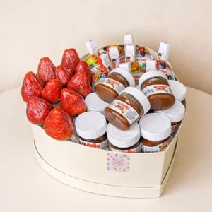 ⦁ Ելակով, Nutella և Kinder Սրտաձև Նվեր-Տուփ